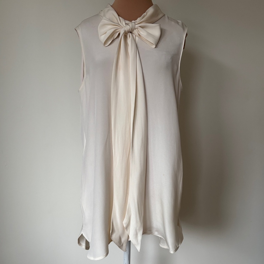Mona Thalheimer Ivory Side Pockets Bow Neck Elegant Sleeveless Tunic Blouse Sz S
